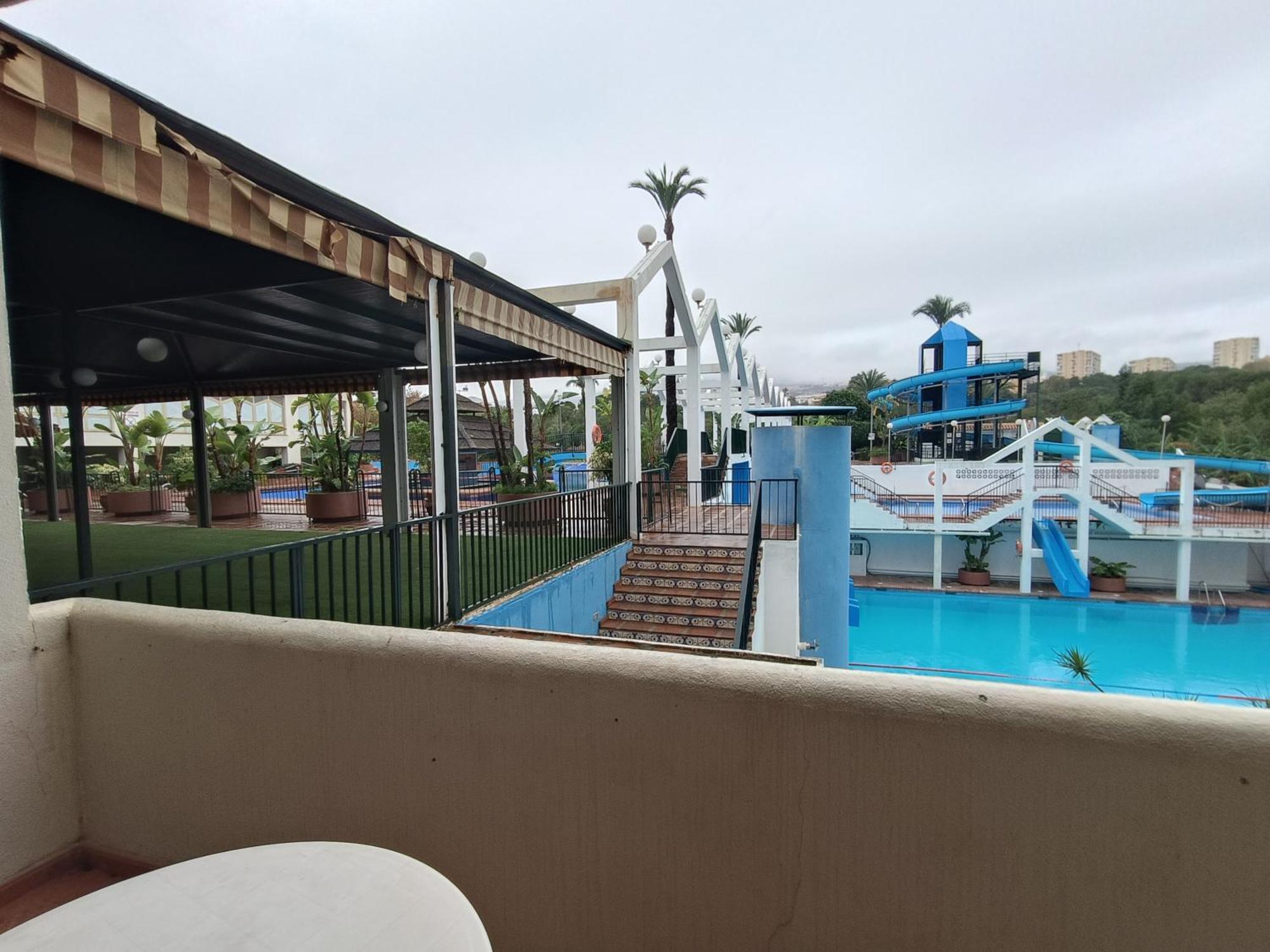 "Vive Benal Beach" Estudios Con Vistas Al Parque Acuatico Benalmadena Ngoại thất bức ảnh